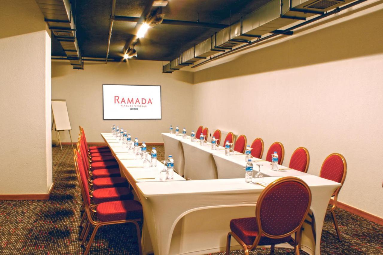 ホテル Ramada Plaza By Wyndham オルドゥ エクステリア 写真